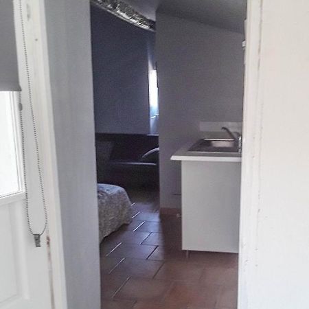 Studio Entre Cevennes Et Camargue Montfrin Exterior photo